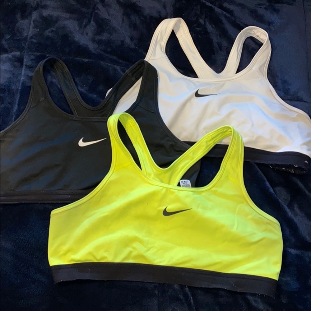 TRIO NIKE SPORTS BRA